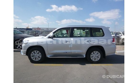 Buy Import Toyota Land Cruiser Other Car in Import - Dubai in Baa Buy Import Toyota Land Cruiser Other Car in Import - Dubai in Baa