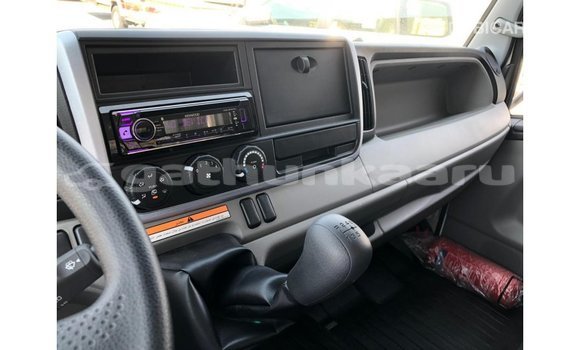 Buy Import Mitsubishi Carisma White Car in Import - Dubai in Baa Buy Import Mitsubishi Carisma White Car in Import - Dubai in Baa