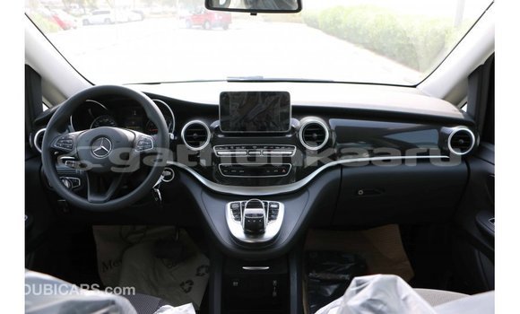 Buy Import Mercedes-Benz 250 Black Car in Import - Dubai in Baa Buy Import Mercedes-Benz 250 Black Car in Import - Dubai in Baa