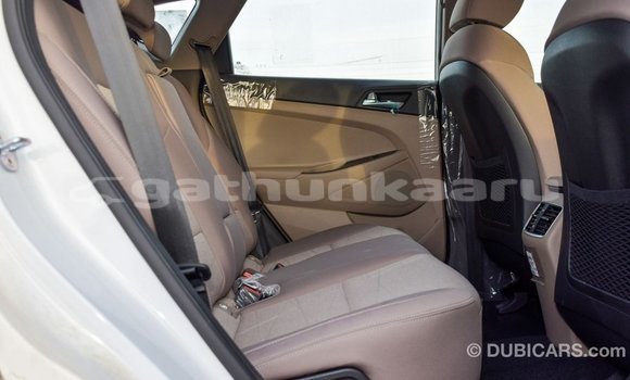 Buy Import Hyundai Tucson White Car in Import - Dubai in Baa Buy Import Hyundai Tucson White Car in Import - Dubai in Baa