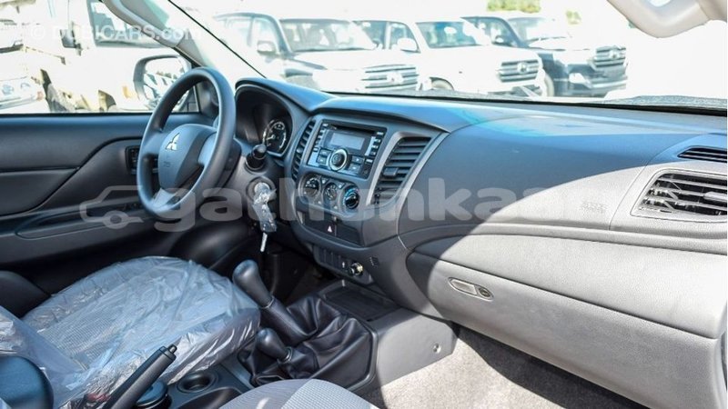 Big with watermark mitsubishi l200 baa import dubai 2328