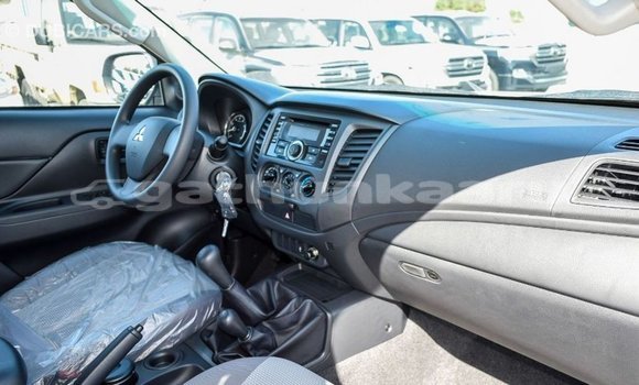 Buy Import Mitsubishi L200 White Car in Import - Dubai in Baa Buy Import Mitsubishi L200 White Car in Import - Dubai in Baa