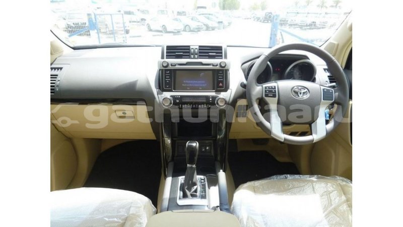Big with watermark toyota prado baa import dubai 2330