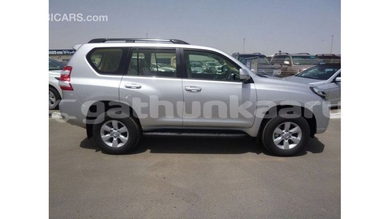 Big with watermark toyota prado baa import dubai 2330