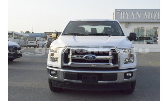 Buy Import Ford AEV AMBULANCE White Truck in Import - Dubai in Baa