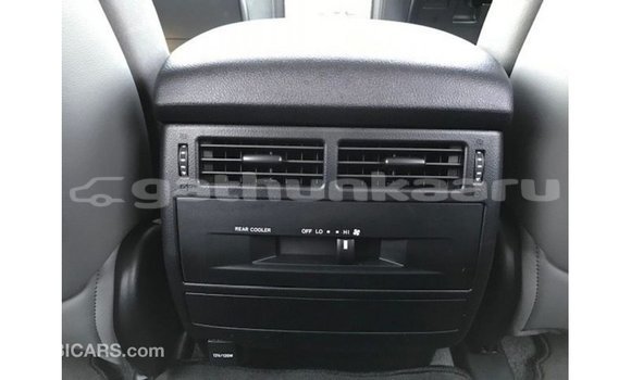 Buy Import Toyota Land Cruiser White Car in Import - Dubai in Baa Buy Import Toyota Land Cruiser White Car in Import - Dubai in Baa