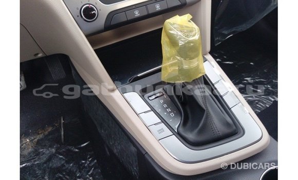 Buy Import Hyundai Elantra White Car in Import - Dubai in Baa Buy Import Hyundai Elantra White Car in Import - Dubai in Baa