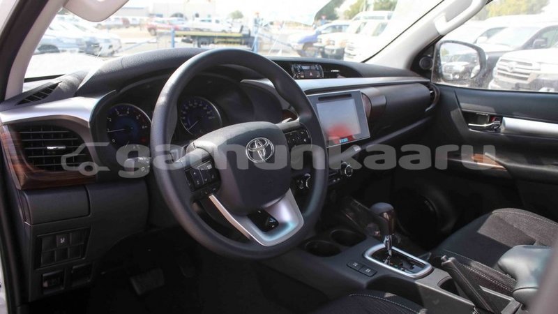 Big with watermark toyota hilux baa import dubai 2337