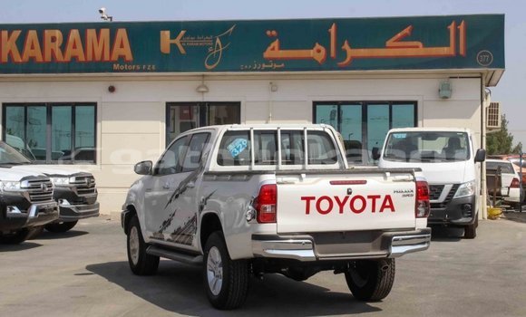 Buy Import Toyota Hilux White Car in Import - Dubai in Baa Buy Import Toyota Hilux White Car in Import - Dubai in Baa