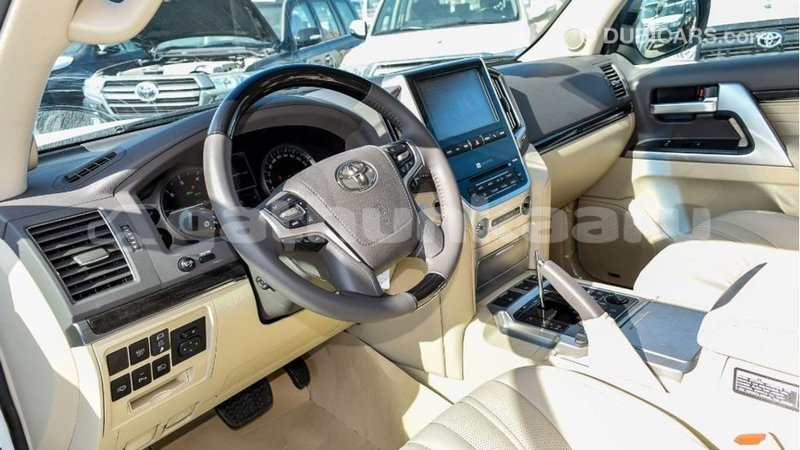 Big with watermark toyota land cruiser baa import dubai 2338