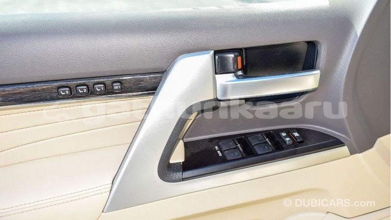 Big with watermark toyota land cruiser baa import dubai 2338