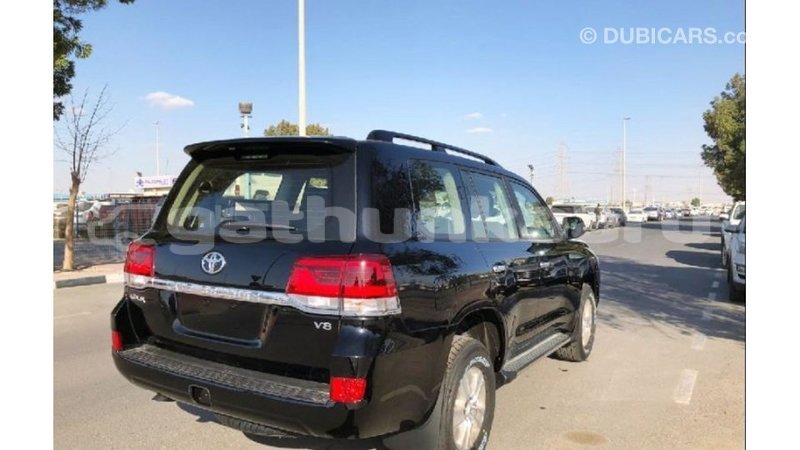 Big with watermark toyota land cruiser baa import dubai 2339