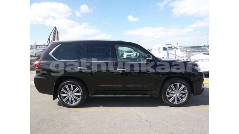 Big with watermark lexus lx baa import dubai 2343