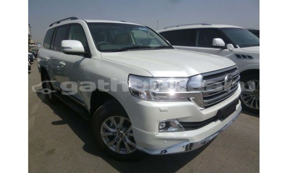 Buy Import Toyota Land Cruiser White Car in Import - Dubai in Baa Buy Import Toyota Land Cruiser White Car in Import - Dubai in Baa