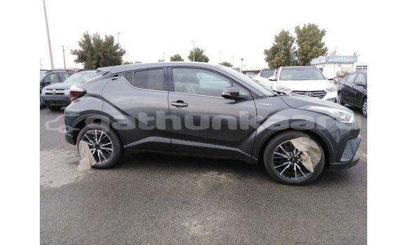 Buy Import Toyota C-HR Other Car in Import - Dubai in Baa Buy Import Toyota C-HR Other Car in Import - Dubai in Baa