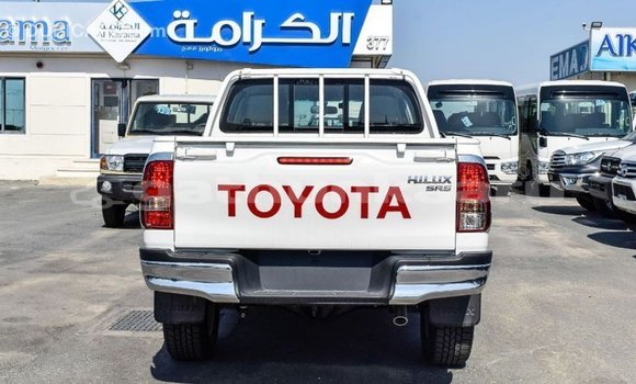 Buy Import Toyota Hilux White Car in Import - Dubai in Baa Buy Import Toyota Hilux White Car in Import - Dubai in Baa