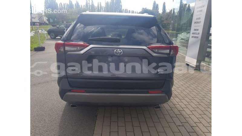 Big with watermark toyota 4runner baa import dubai 2353