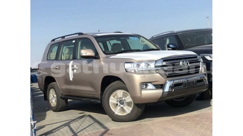 Big with watermark toyota land cruiser baa import dubai 2354