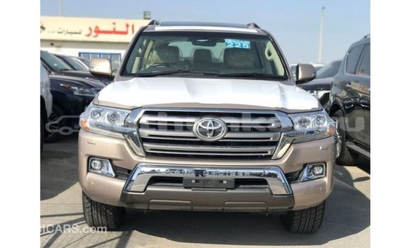 Buy Import Toyota Land Cruiser Other Car in Import - Dubai in Baa Buy Import Toyota Land Cruiser Other Car in Import - Dubai in Baa