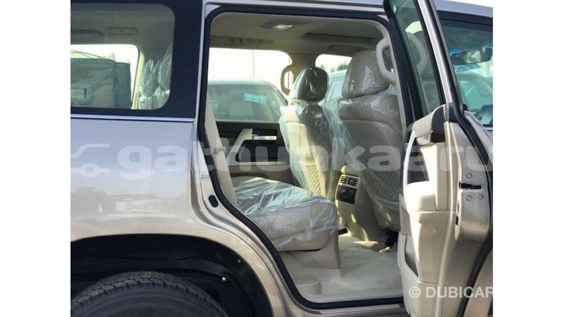 Big with watermark toyota land cruiser baa import dubai 2354