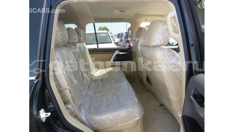 Big with watermark toyota land cruiser baa import dubai 2356