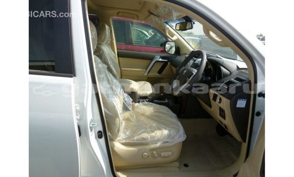 Buy Import Toyota Prado White Car in Import - Dubai in Baa Buy Import Toyota Prado White Car in Import - Dubai in Baa