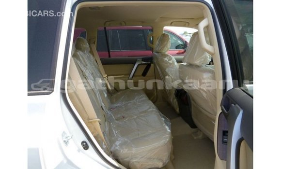 Buy Import Toyota Prado White Car in Import - Dubai in Baa Buy Import Toyota Prado White Car in Import - Dubai in Baa