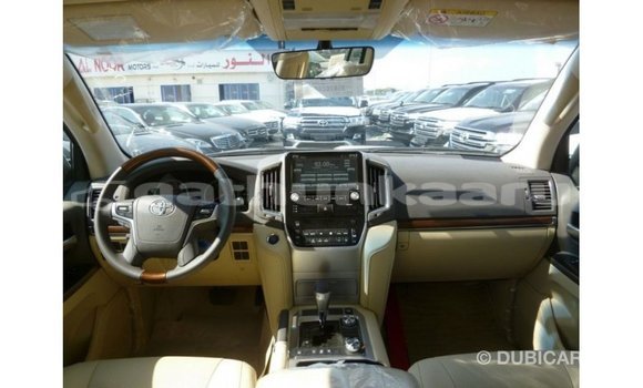 Buy Import Toyota Land Cruiser Other Car in Import - Dubai in Baa Buy Import Toyota Land Cruiser Other Car in Import - Dubai in Baa