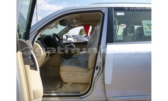 Buy Import Toyota Land Cruiser Other Car in Import - Dubai in Baa Buy Import Toyota Land Cruiser Other Car in Import - Dubai in Baa