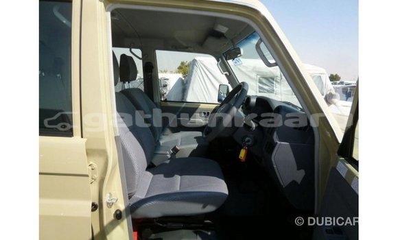 Buy Import Toyota Land Cruiser Beige Car in Import - Dubai in Baa Buy Import Toyota Land Cruiser Beige Car in Import - Dubai in Baa