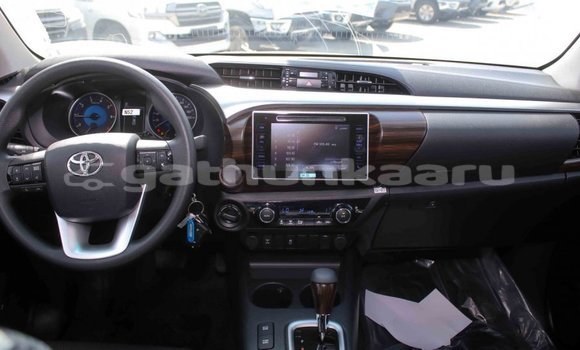 Buy Import Toyota Hilux White Car in Import - Dubai in Baa Buy Import Toyota Hilux White Car in Import - Dubai in Baa