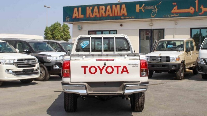 Big with watermark toyota hilux baa import dubai 2367