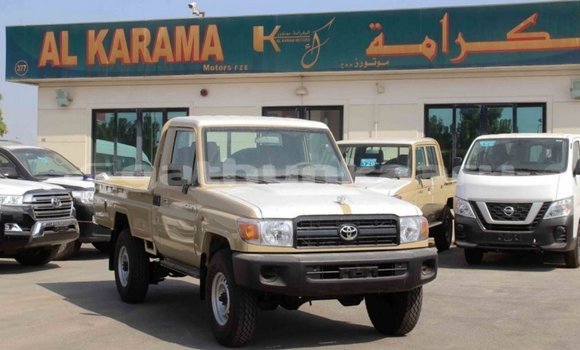 Buy Import Toyota Land Cruiser Beige Car in Import - Dubai in Baa Buy Import Toyota Land Cruiser Beige Car in Import - Dubai in Baa