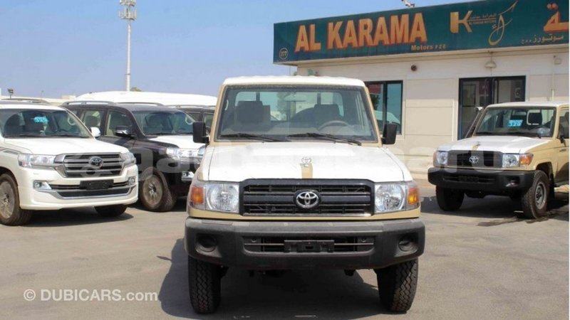 Big with watermark toyota land cruiser baa import dubai 2369
