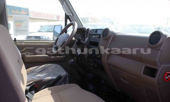 Buy Import Toyota Land Cruiser Beige Car in Import - Dubai in Baa Buy Import Toyota Land Cruiser Beige Car in Import - Dubai in Baa