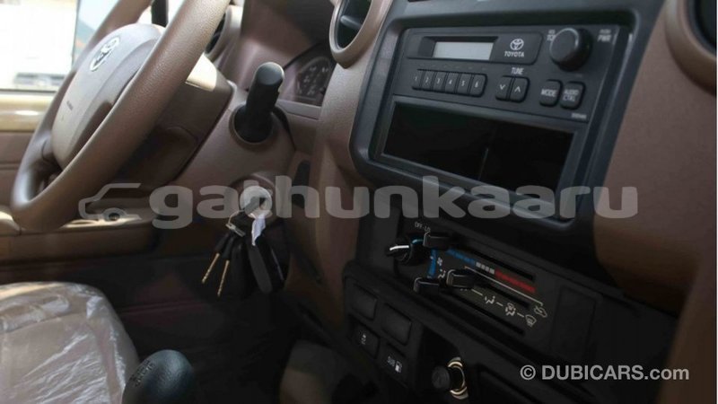 Big with watermark toyota land cruiser baa import dubai 2369