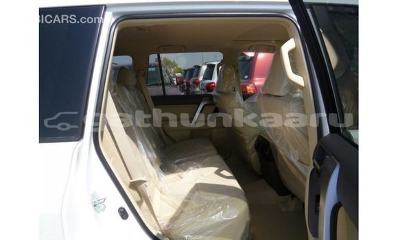 Buy Import Toyota Prado White Car in Import - Dubai in Baa Buy Import Toyota Prado White Car in Import - Dubai in Baa