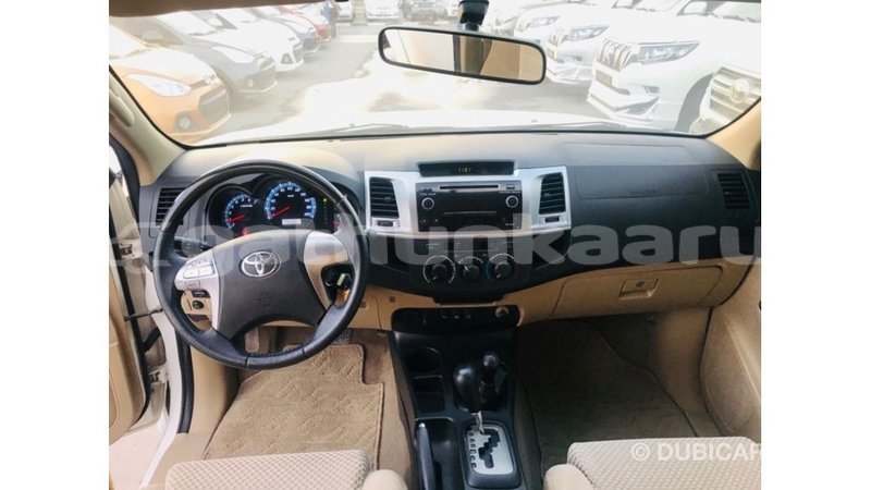 Big with watermark toyota fortuner baa import dubai 2375