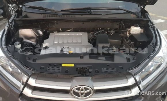 Buy Import Toyota Highlander Other Car in Import - Dubai in Baa Buy Import Toyota Highlander Other Car in Import - Dubai in Baa