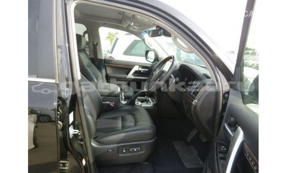 Buy Import Toyota Land Cruiser Black Car in Import - Dubai in Baa Buy Import Toyota Land Cruiser Black Car in Import - Dubai in Baa