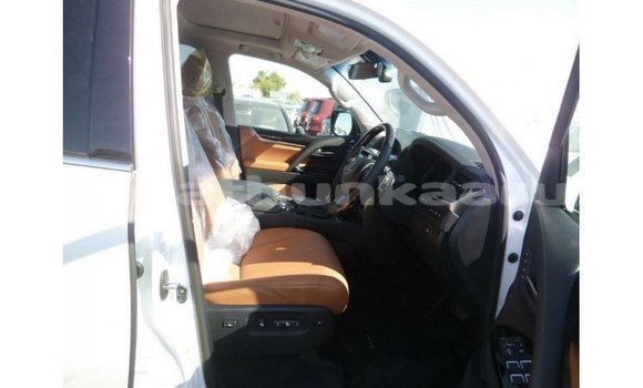 Buy Import Lexus LX White Car in Import - Dubai in Baa Buy Import Lexus LX White Car in Import - Dubai in Baa