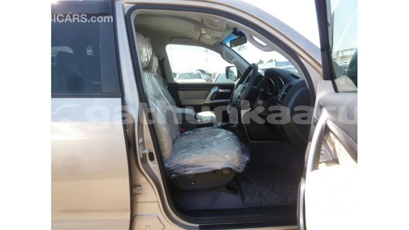 Big with watermark toyota land cruiser baa import dubai 2394