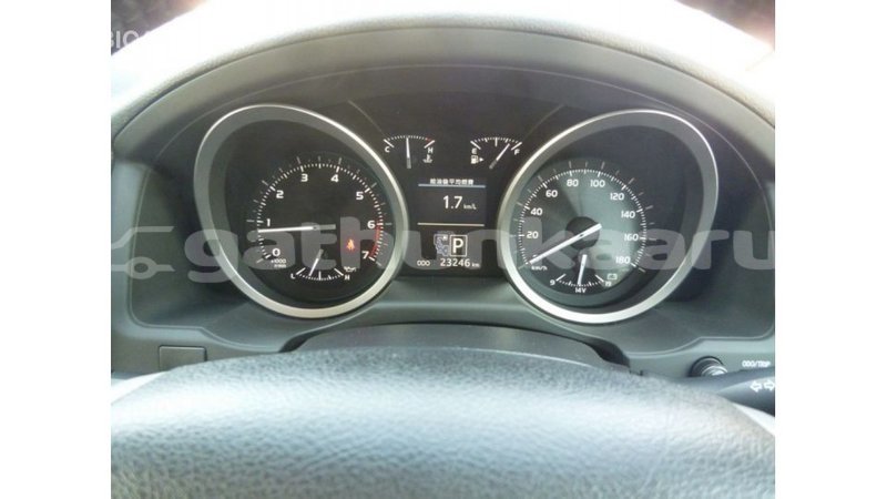 Big with watermark toyota land cruiser baa import dubai 2394