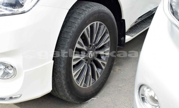Buy Import Nissan Patrol White Car in Import - Dubai in Baa