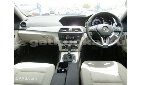 Buy Import Mercedes-Benz 190 Black Car in Import - Dubai in Baa Buy Import Mercedes-Benz 190 Black Car in Import - Dubai in Baa