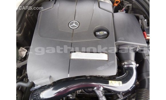 Buy Import Mercedes-Benz 190 Black Car in Import - Dubai in Baa Buy Import Mercedes-Benz 190 Black Car in Import - Dubai in Baa
