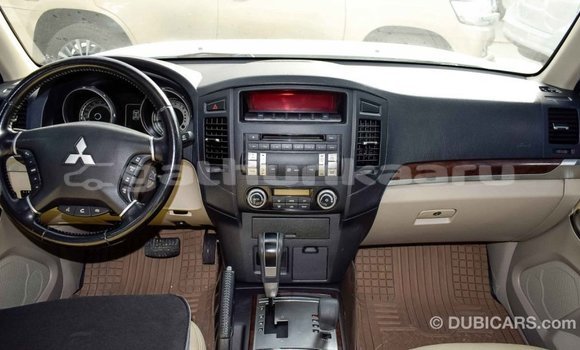 Buy Import Mitsubishi Pajero White Car in Import - Dubai in Baa Buy Import Mitsubishi Pajero White Car in Import - Dubai in Baa