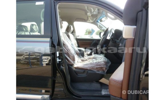 Buy Import Toyota Land Cruiser Black Car in Import - Dubai in Baa Buy Import Toyota Land Cruiser Black Car in Import - Dubai in Baa