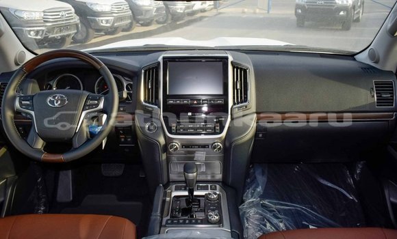 Buy Import Toyota Land Cruiser Black Car in Import - Dubai in Baa Buy Import Toyota Land Cruiser Black Car in Import - Dubai in Baa