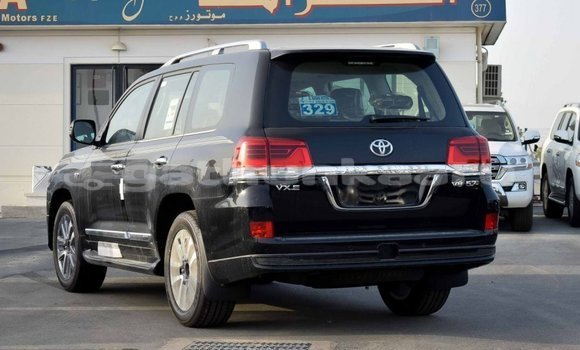 Buy Import Toyota Land Cruiser Black Car in Import - Dubai in Baa Buy Import Toyota Land Cruiser Black Car in Import - Dubai in Baa